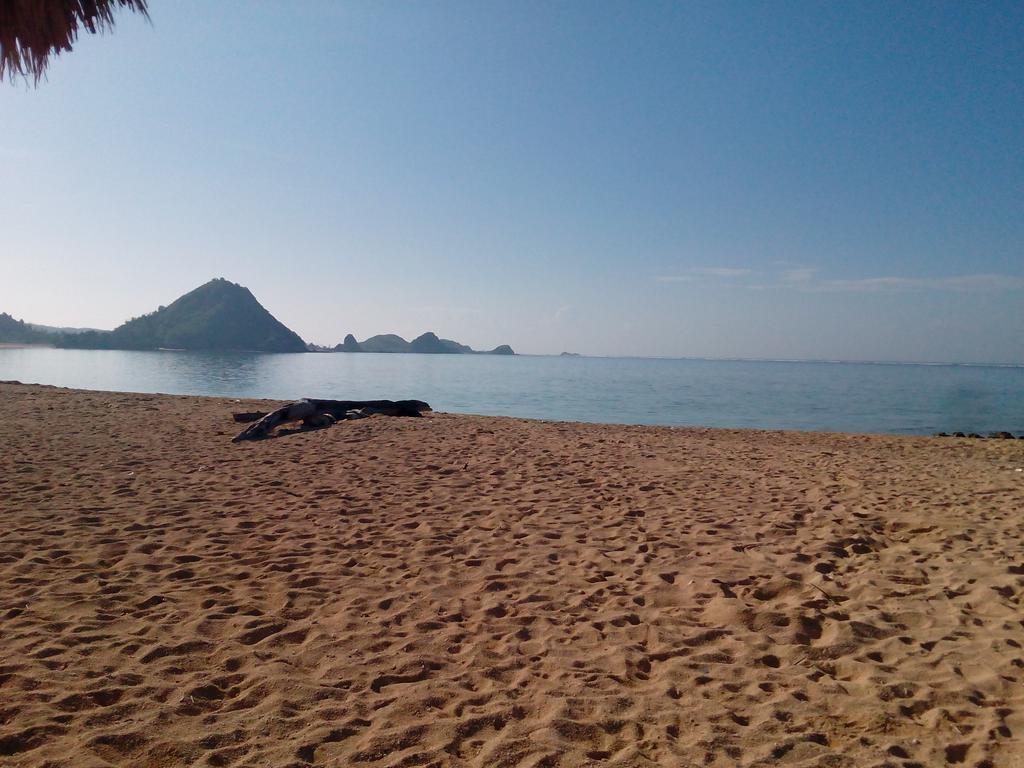 德发民宿 Kuta  外观 照片